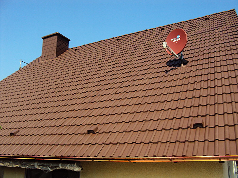 Dachreinigung und Dachbeschichtung am Satteldach