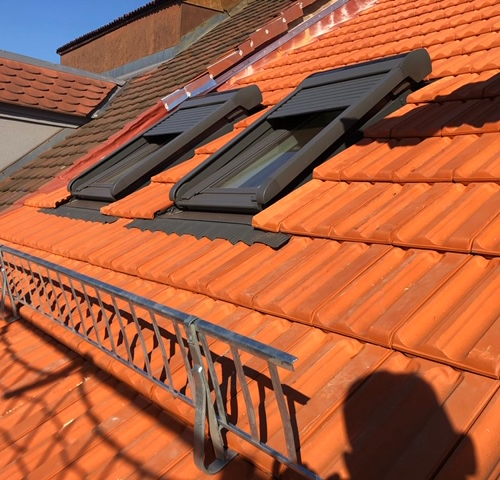 Dach und Fassade  an denkmalgeschütztes Altstadt-Objekt