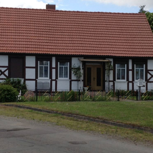 Beschichtung von Betonziegel in Ziegelrot