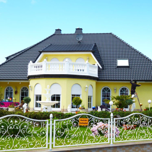 Dachbeschichtung in Anthrazit bei einem Eigenheim in Wächtersbach