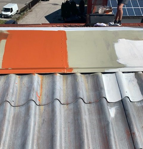 600 m² Blechdach Gewerbeobjekt - Dachsanierung durch Dachreinigung & Dachbeschichtung