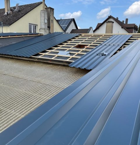 160m² Asbest Wellplatten Eternit Dachsanierung