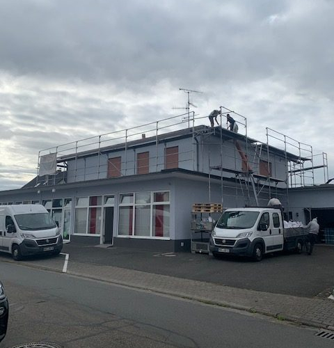 182m² Flachdach für privat und gewerbliches Gebäude