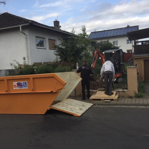 Baumfäller-Erdarbeiten-Gartenarbeit-Stützmauer errichten