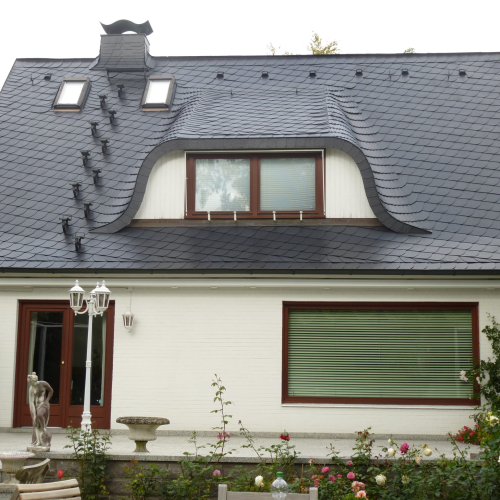 Reinigung, Grundierung und Dachbeschichtung