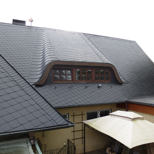 Sanierung eines Kunstschieferdaches