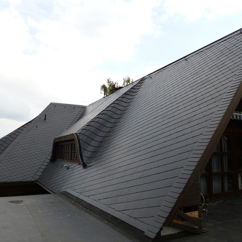 Sanierung eines Kunstschieferdaches