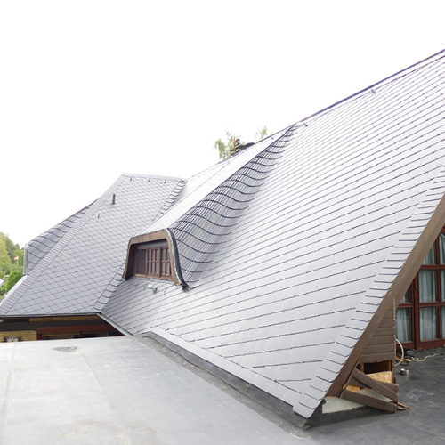 Sanierung eines Kunstschieferdaches