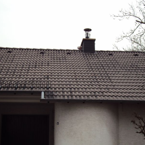 Dachsanierung bei einem Doppelhaus