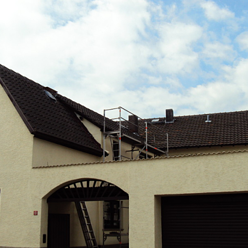 Dachreinigung und Dachbeschichtung am Tonziegel