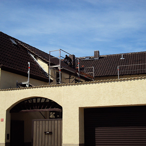 Dachreinigung und Dachbeschichtung am Tonziegel