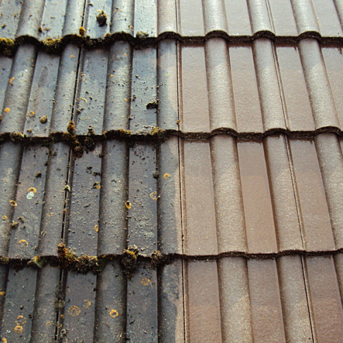 Dachreinigung und Dachbeschichtung am Satteldach