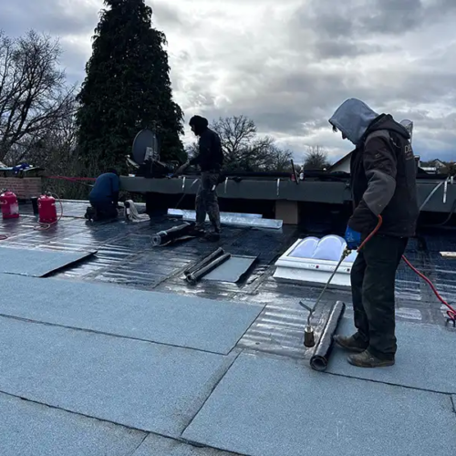 Sanierung eines Flachdachs mit 6° Gefälle in Hanau