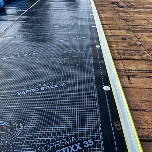 Sanierung eines Flachdachs mit 6° Gefälle in Hanau