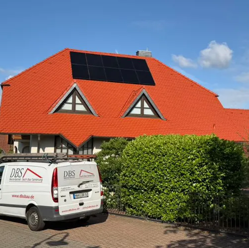 350m² Biberschwanz-Dach, reinigen und NANO-Premium-Beschichtung in Ziegelrot