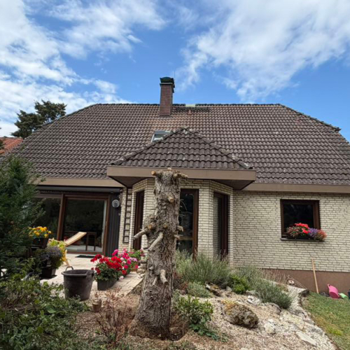 215m² dunkelbraun - Reinigung und Beschichtung NANO-TOP - Marderschaden