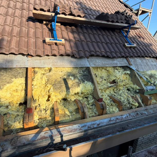215m² dunkelbraun - Reinigung und Beschichtung NANO-TOP - Marderschaden