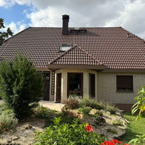 215m² dunkelbraun - Reinigung und Beschichtung NANO-TOP - Marderschaden